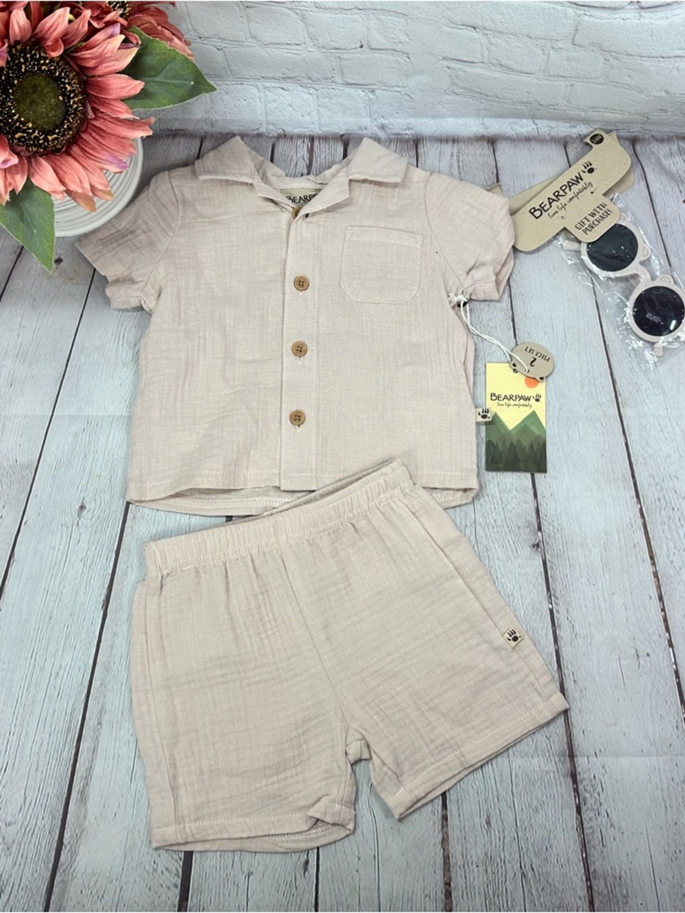 NWT BearPaw Beige 3pc short Set infant 3-6M neutral summer beach travel